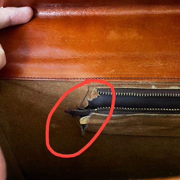 Vintage Effe Italy Brown Leather Briefcase 16x12 Expandable Includes Key - Picture 6 of 9